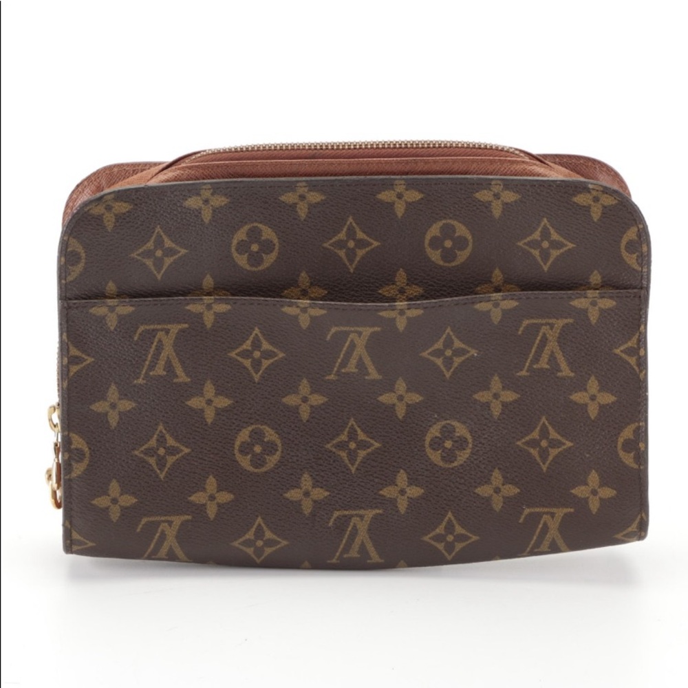 Louis Vuitton clutch